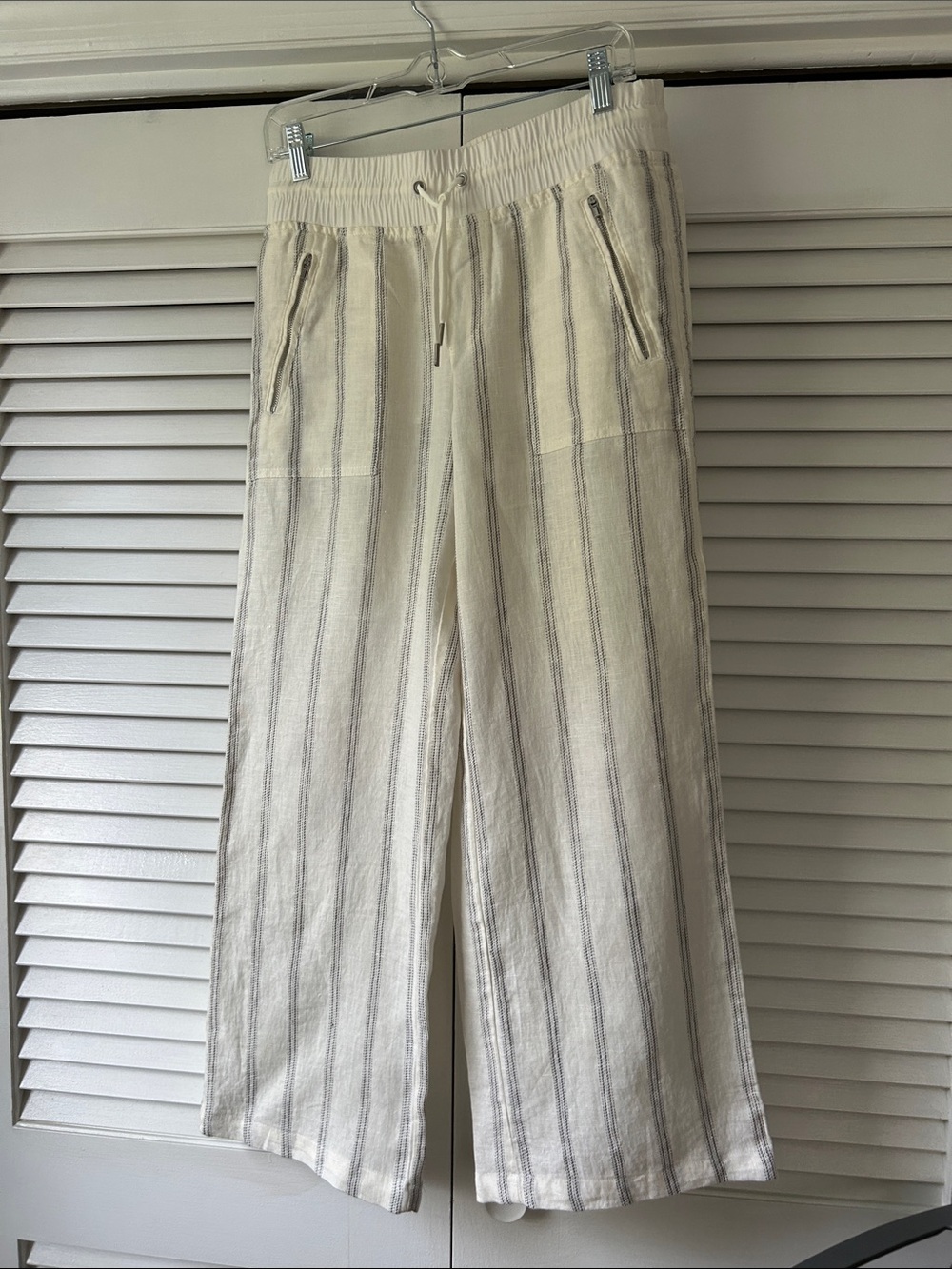 Athleta Cream Wide-Leg Striped Drawstring Chinos